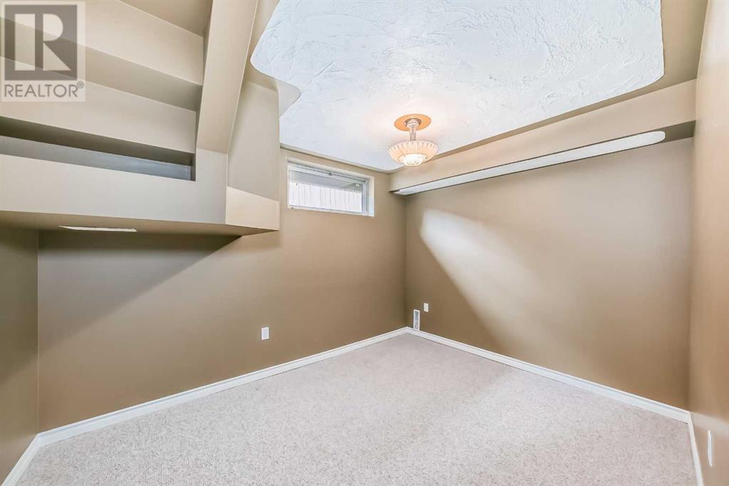 Single Family House Bungalow for Sale in  Capri Avenue NW Brentwood Calgary 