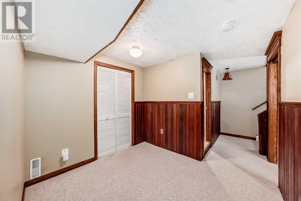Single Family House Bungalow for Sale in  Capri Avenue NW Brentwood Calgary 