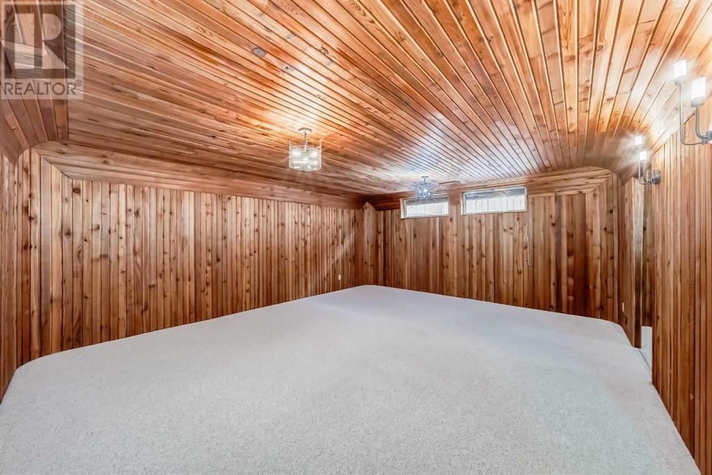 Single Family House Bungalow for Sale in  Capri Avenue NW Brentwood Calgary 