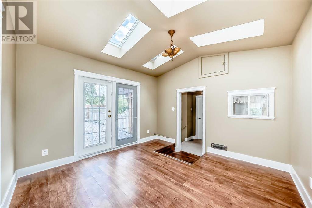 Single Family House Bungalow for Sale in  Capri Avenue NW Brentwood Calgary 