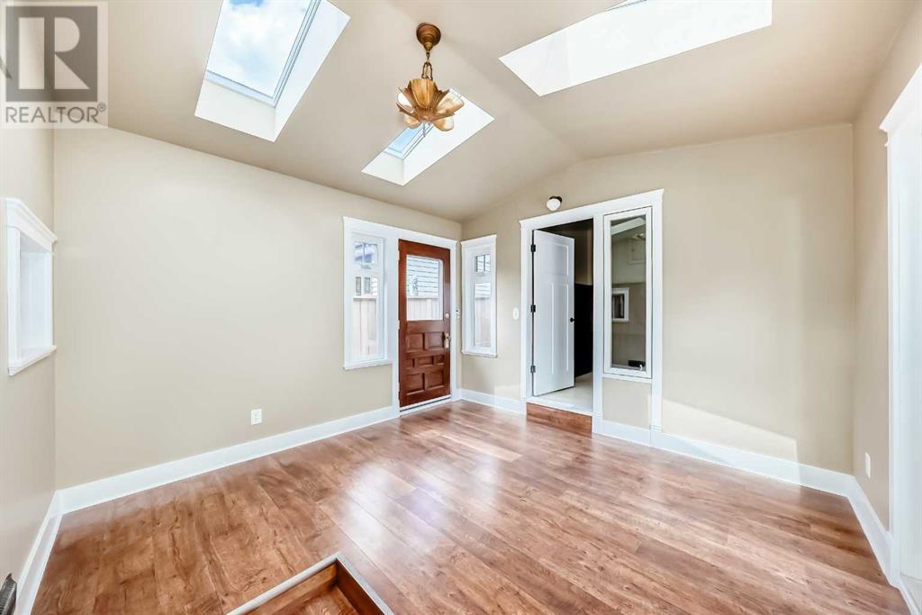 Single Family House Bungalow for Sale in  Capri Avenue NW Brentwood Calgary 