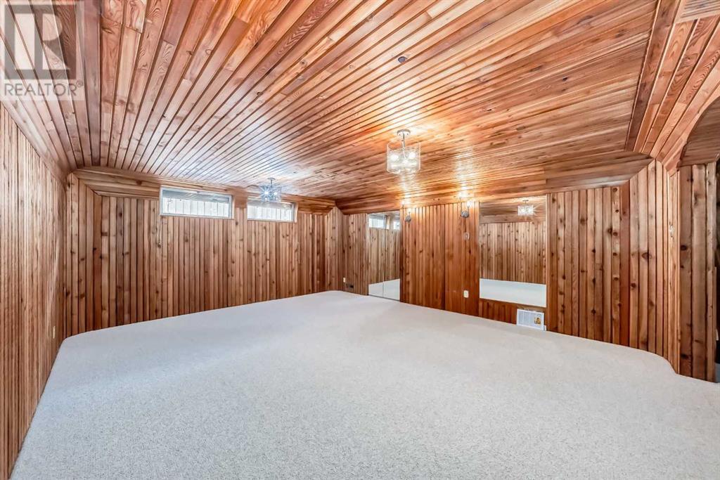 Single Family House Bungalow for Sale in  Capri Avenue NW Brentwood Calgary 
