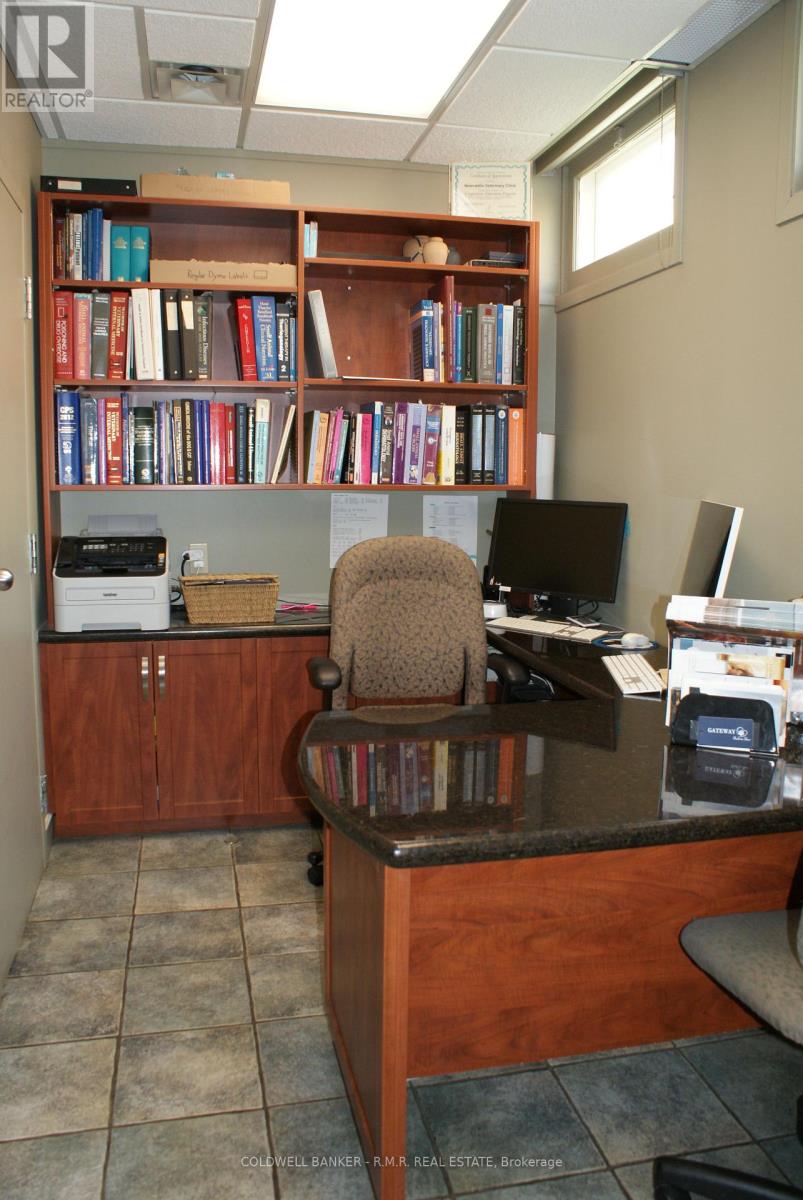 Photo 17 of 108 King Avenue W, Clarington ON