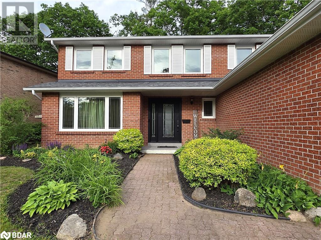Photo 35 of 188 Browning Trail, Barrie ON