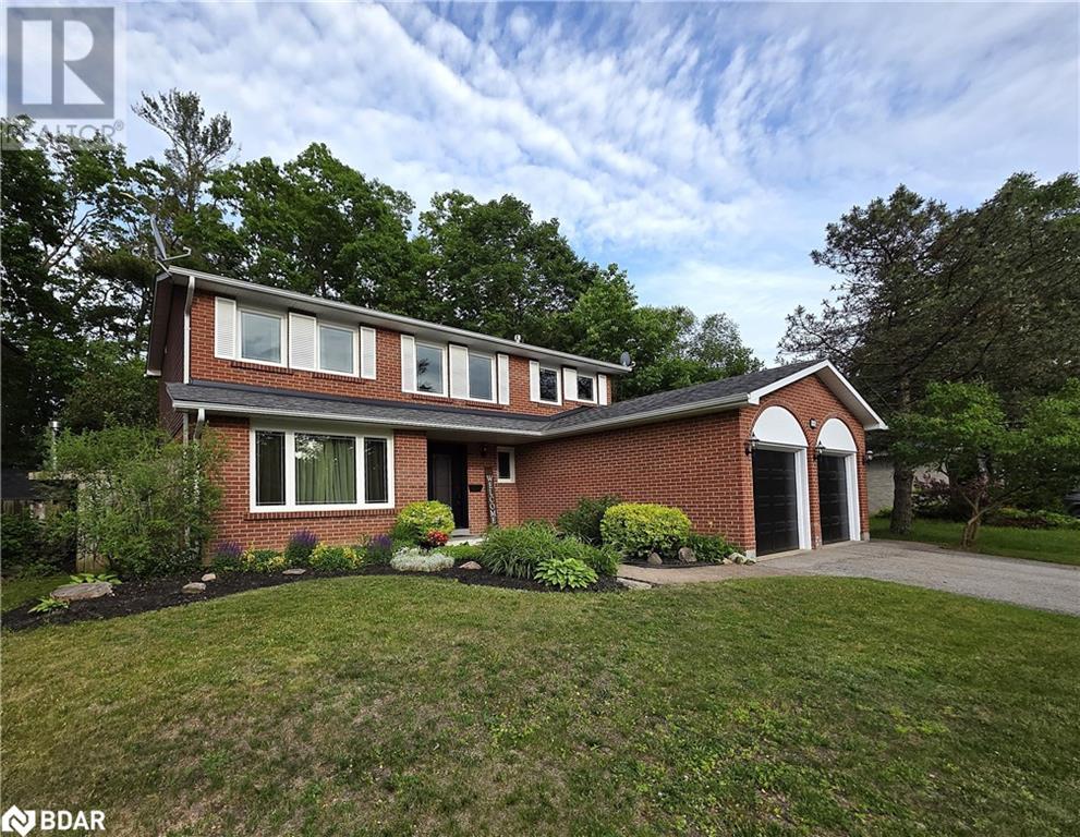Photo 5 of 188 Browning Trail, Barrie ON