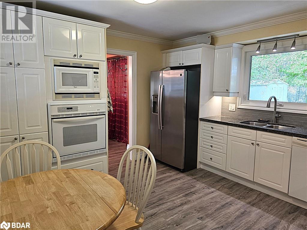 Photo 20 of 188 Browning Trail, Barrie ON