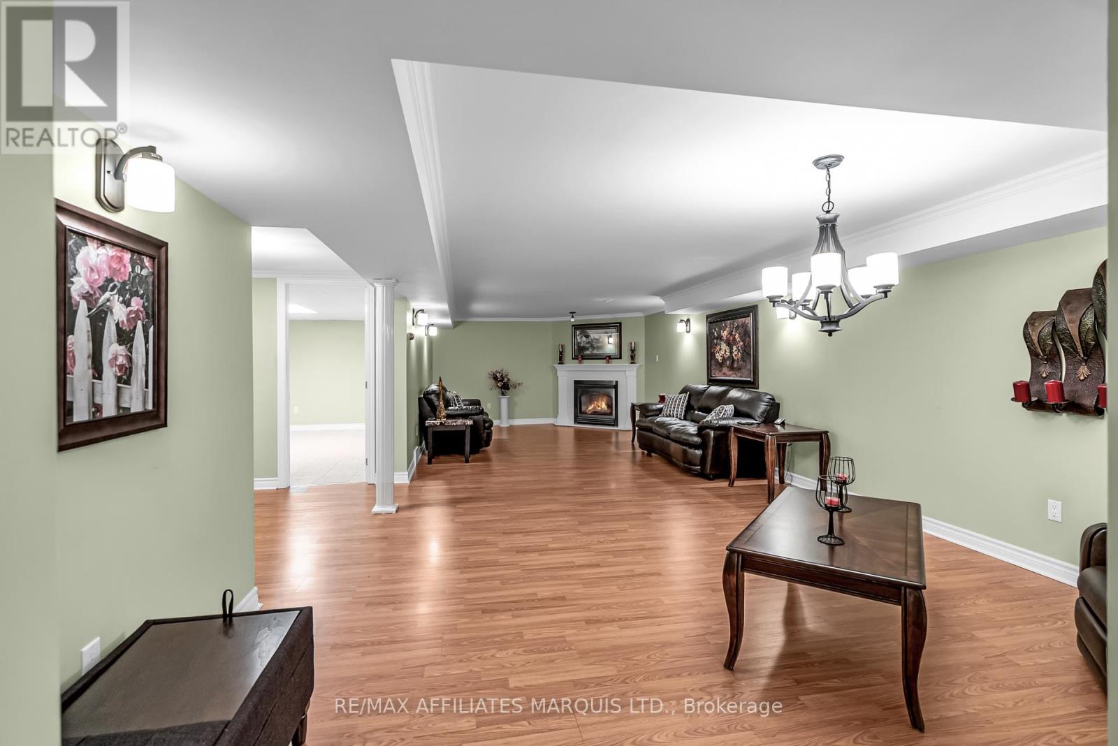Photo 28 of 1413 Queen Street, Cornwall ON