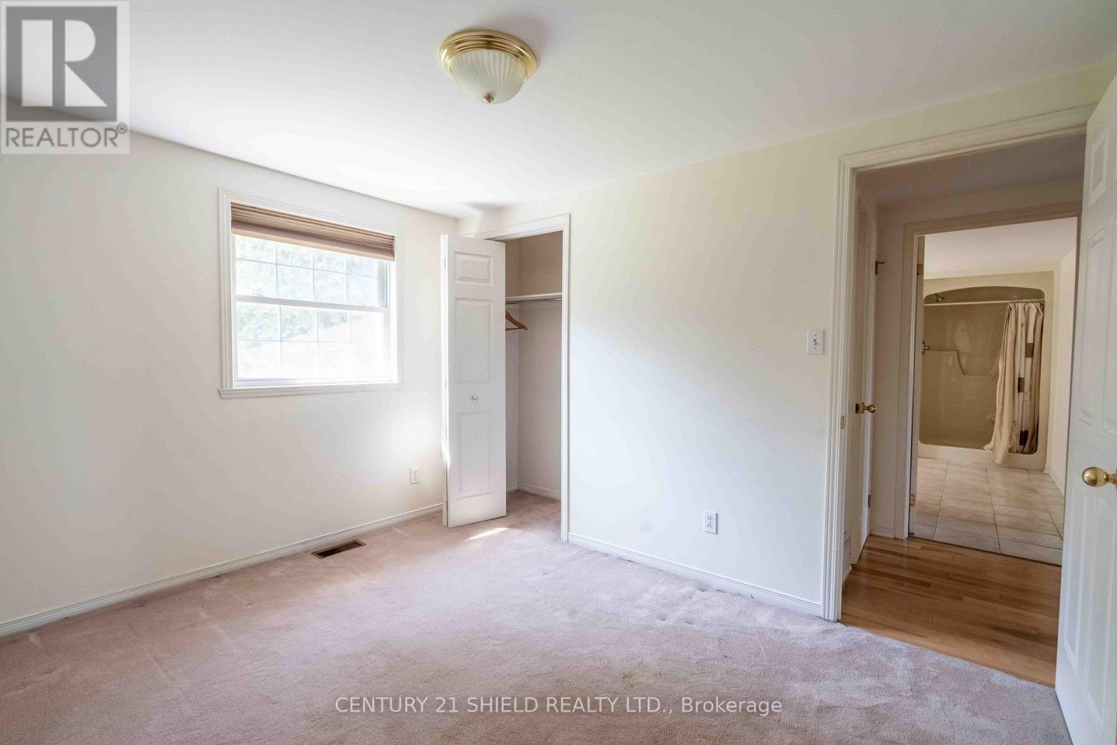 Photo 15 of 315 Eleventh Street E, Cornwall ON