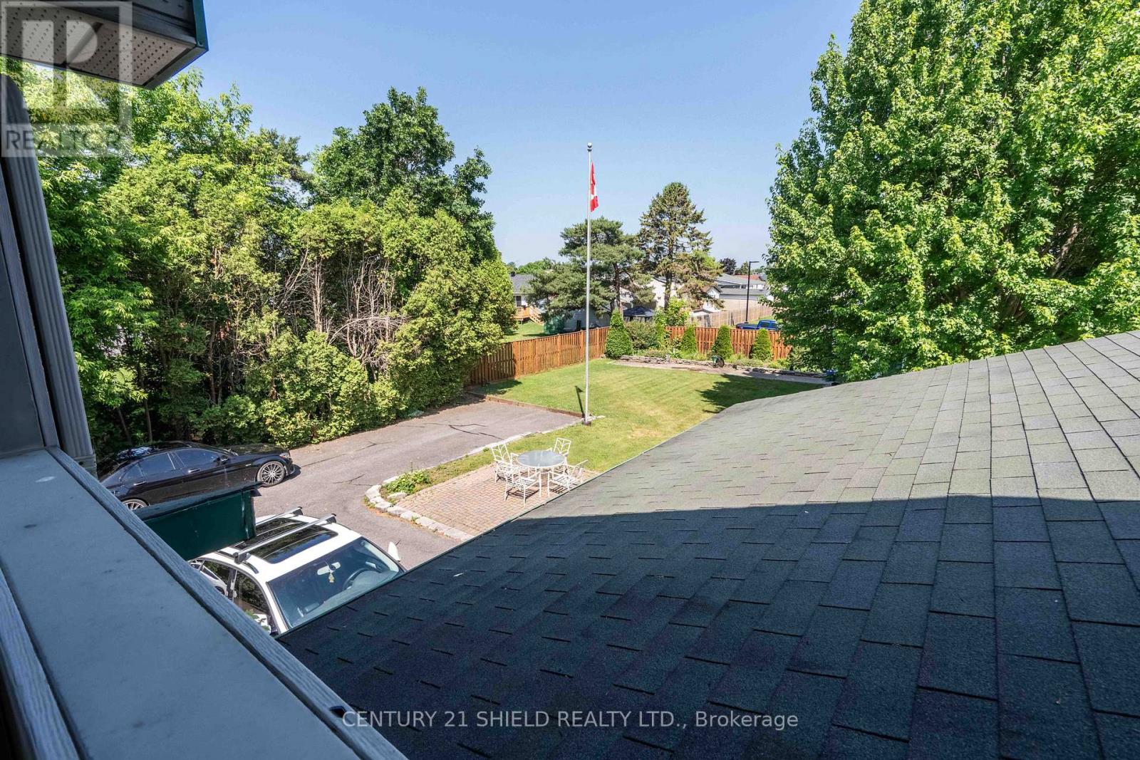 Photo 23 of 315 Eleventh Street E, Cornwall ON