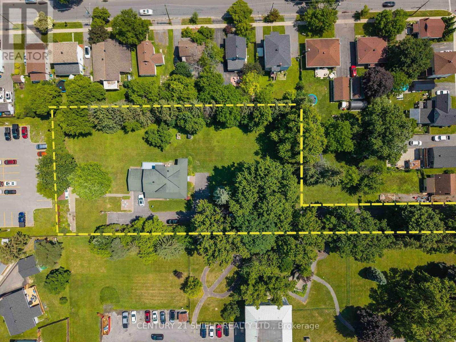 Photo 32 of 315 Eleventh Street E, Cornwall ON