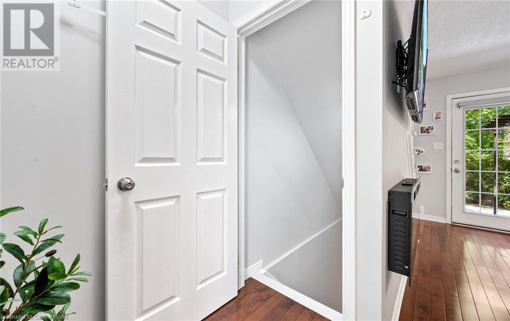Photo 36 of 4200 Kilmer Drive Unit 12, Burlington ON