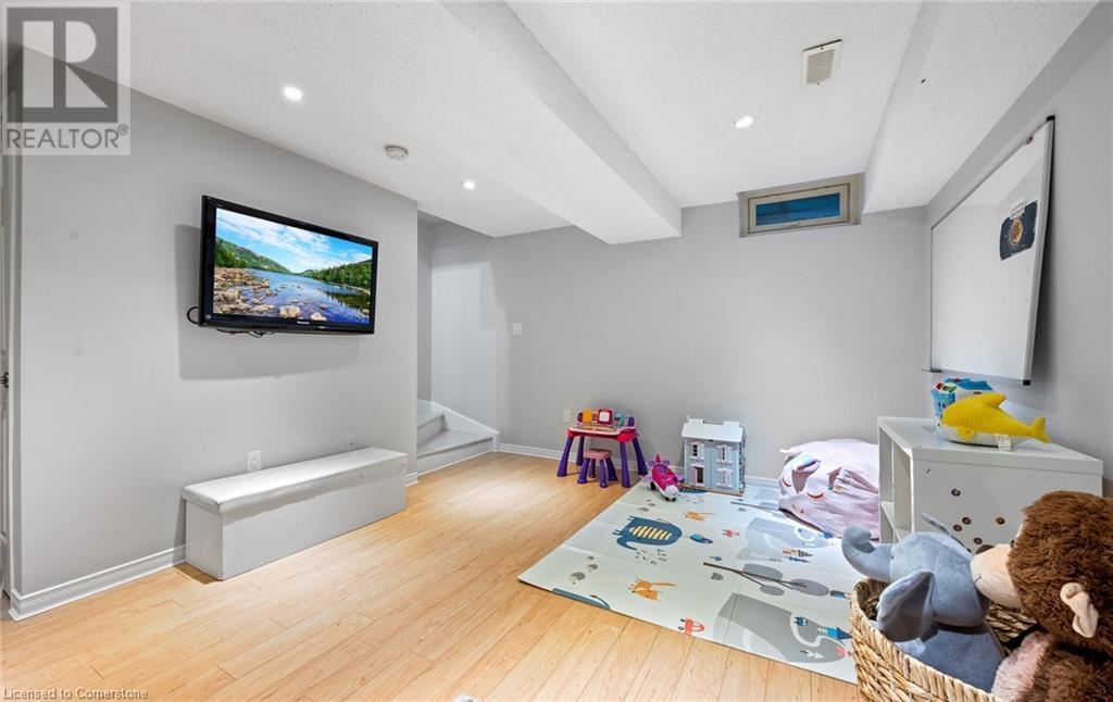 Photo 39 of 4200 Kilmer Drive Unit 12, Burlington ON