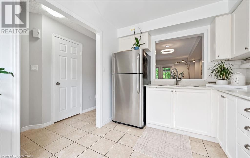 Photo 18 of 4200 Kilmer Drive Unit 12, Burlington ON