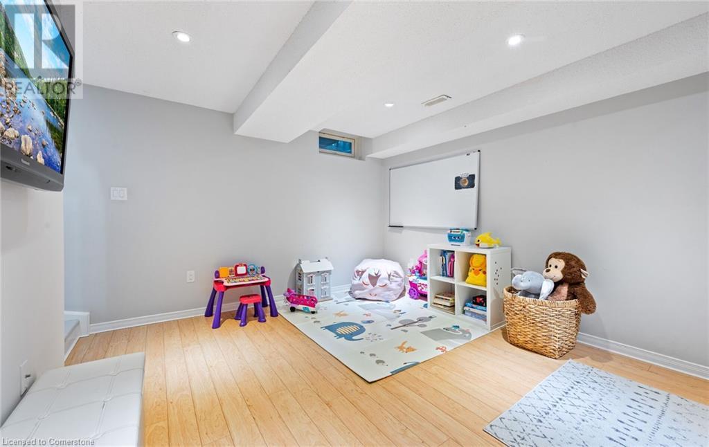 Photo 38 of 4200 Kilmer Drive Unit 12, Burlington ON