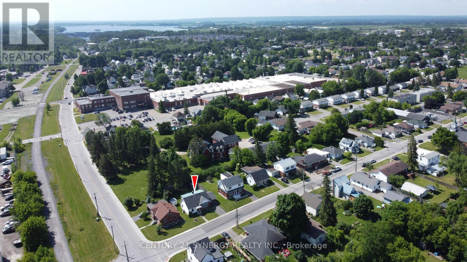 Photo 18 of 10 Mclachlin Street S, Arnprior ON