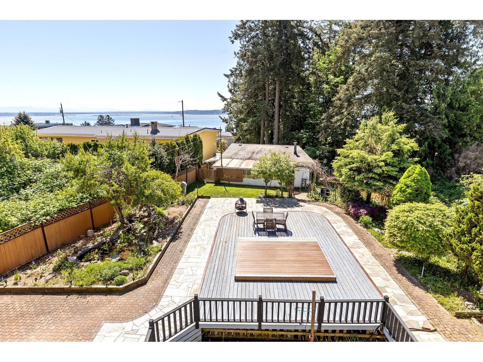 Photo 26 of 14220 Malabar Avenue, White Rock BC