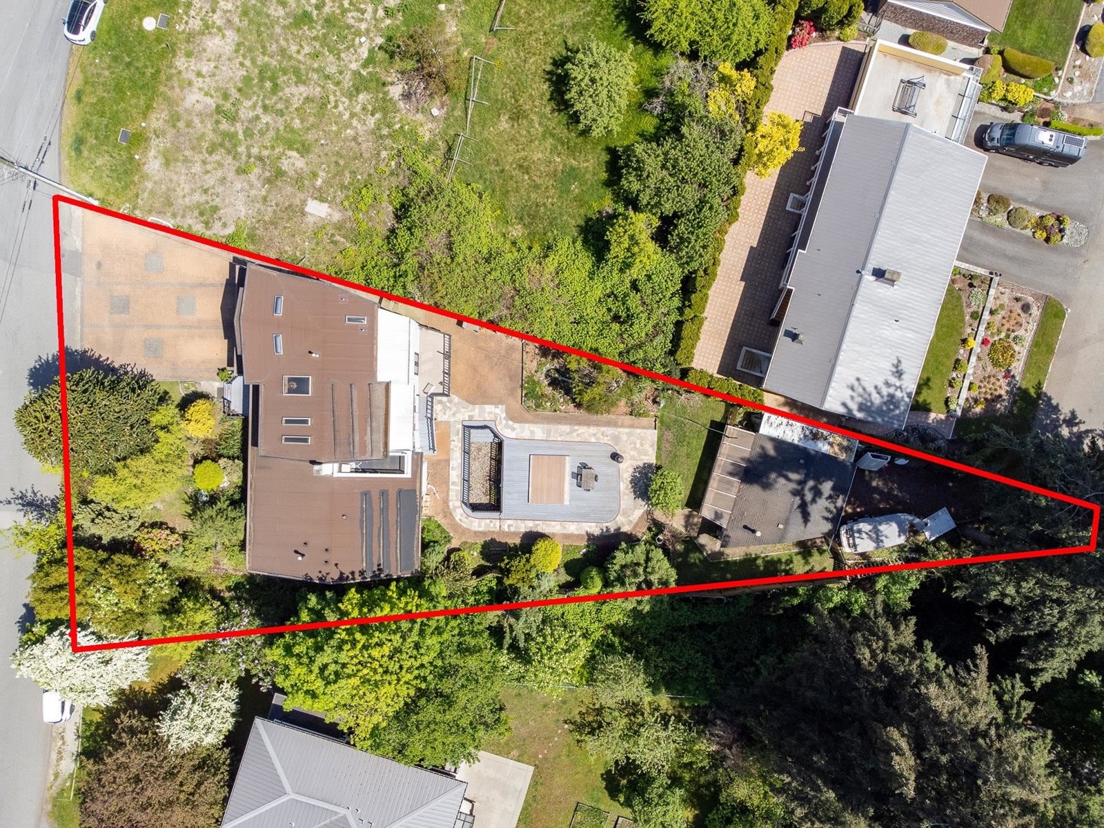 Photo 14 of 14220 Malabar Avenue, White Rock BC