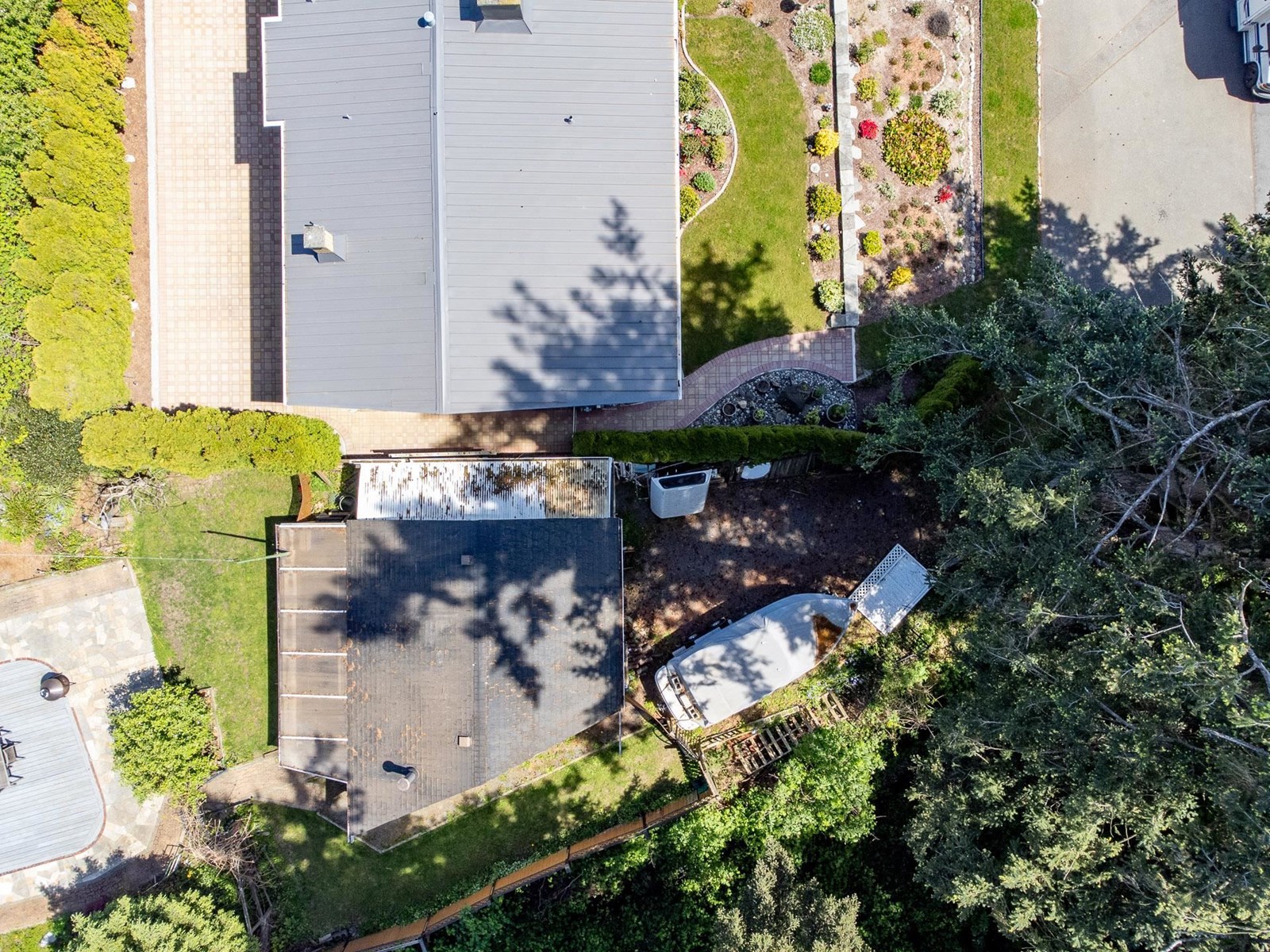 Photo 24 of 14220 Malabar Avenue, White Rock BC