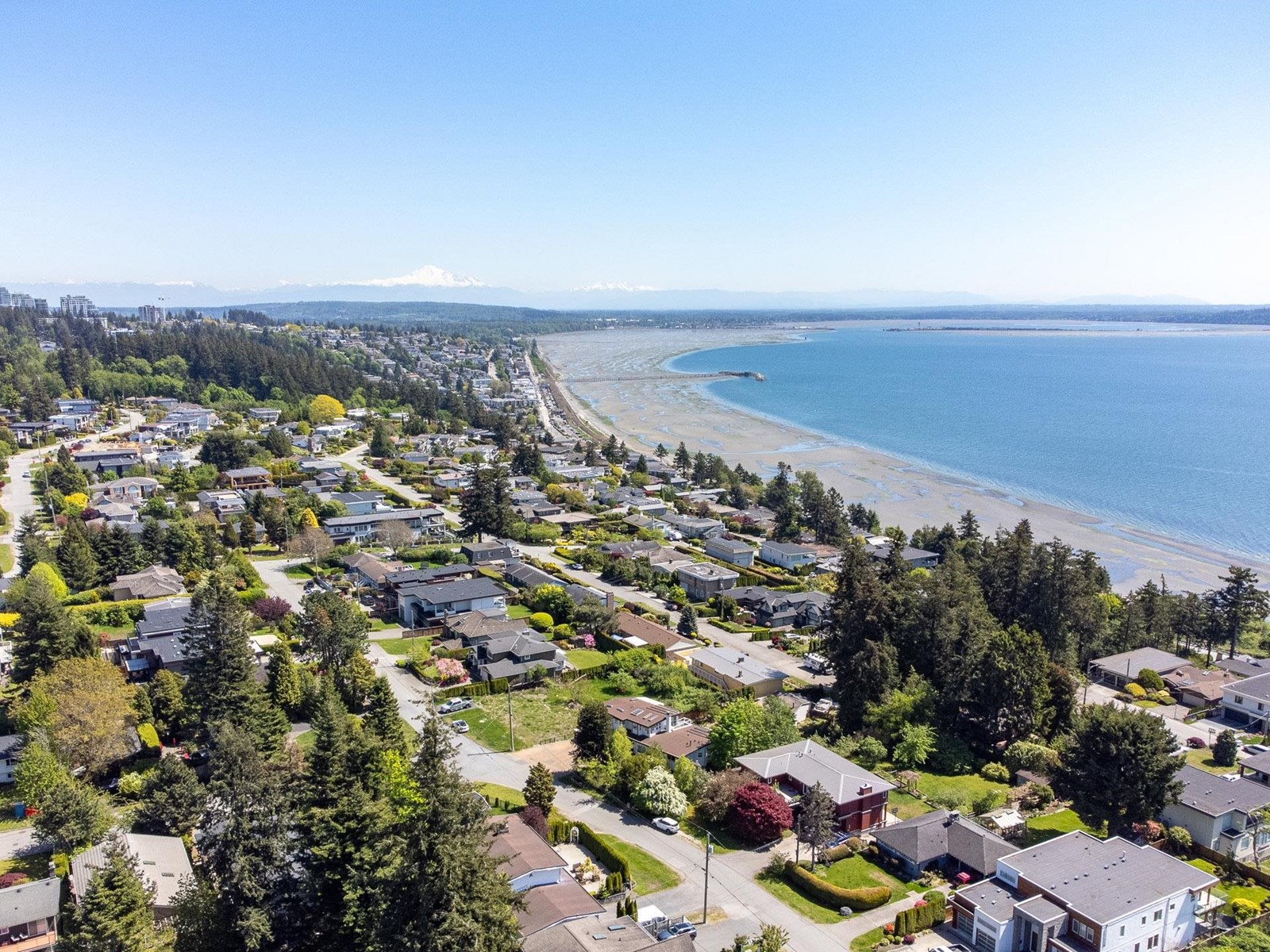 Photo 33 of 14220 Malabar Avenue, White Rock BC