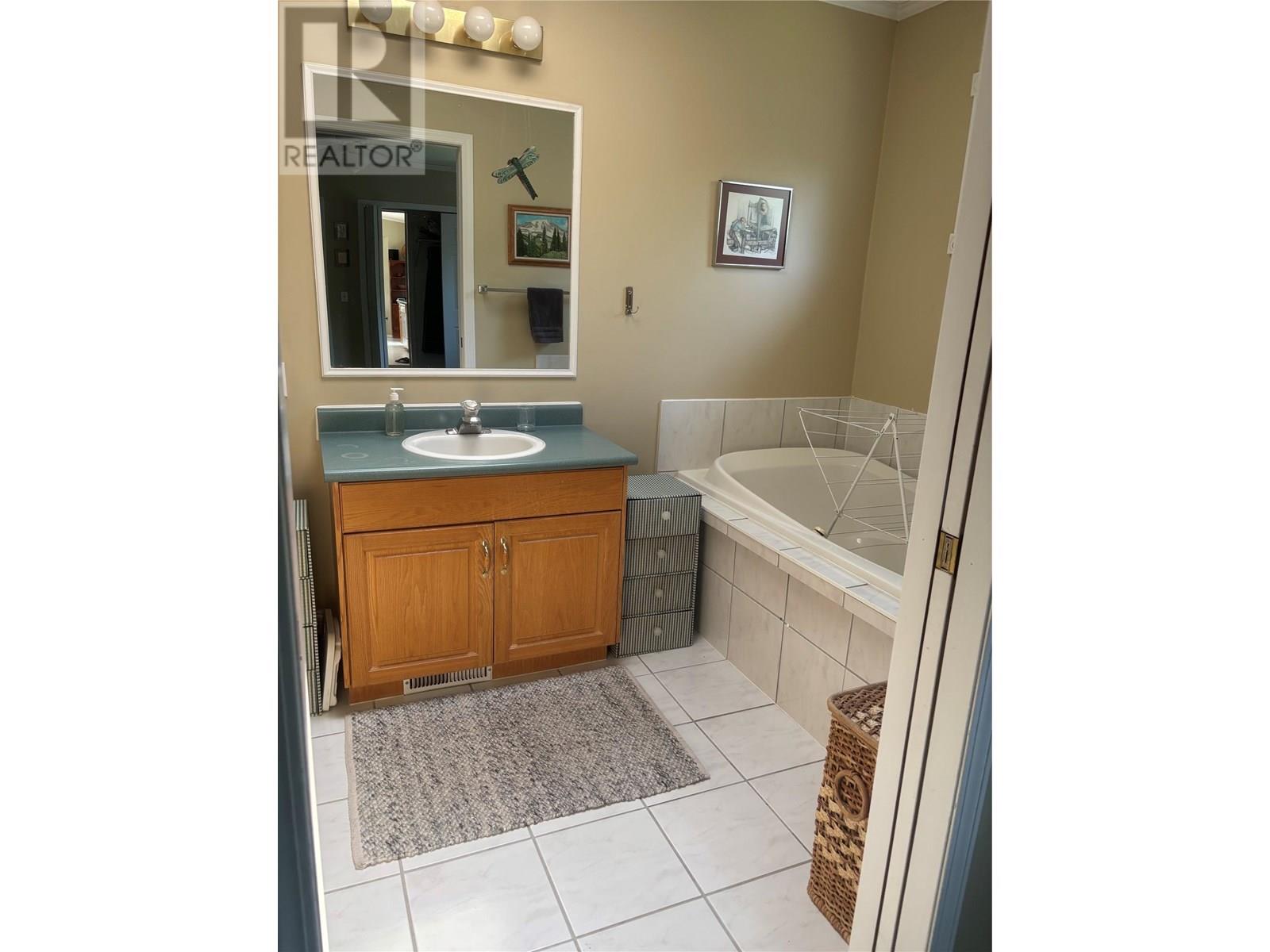 Photo 13 of 1291 4th Avenue, Fernie BC