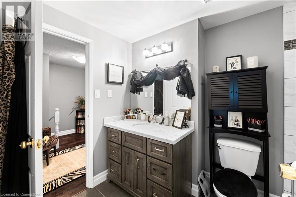 Photo 23 of 860 Rymal Road E Unit 48, Hamilton ON