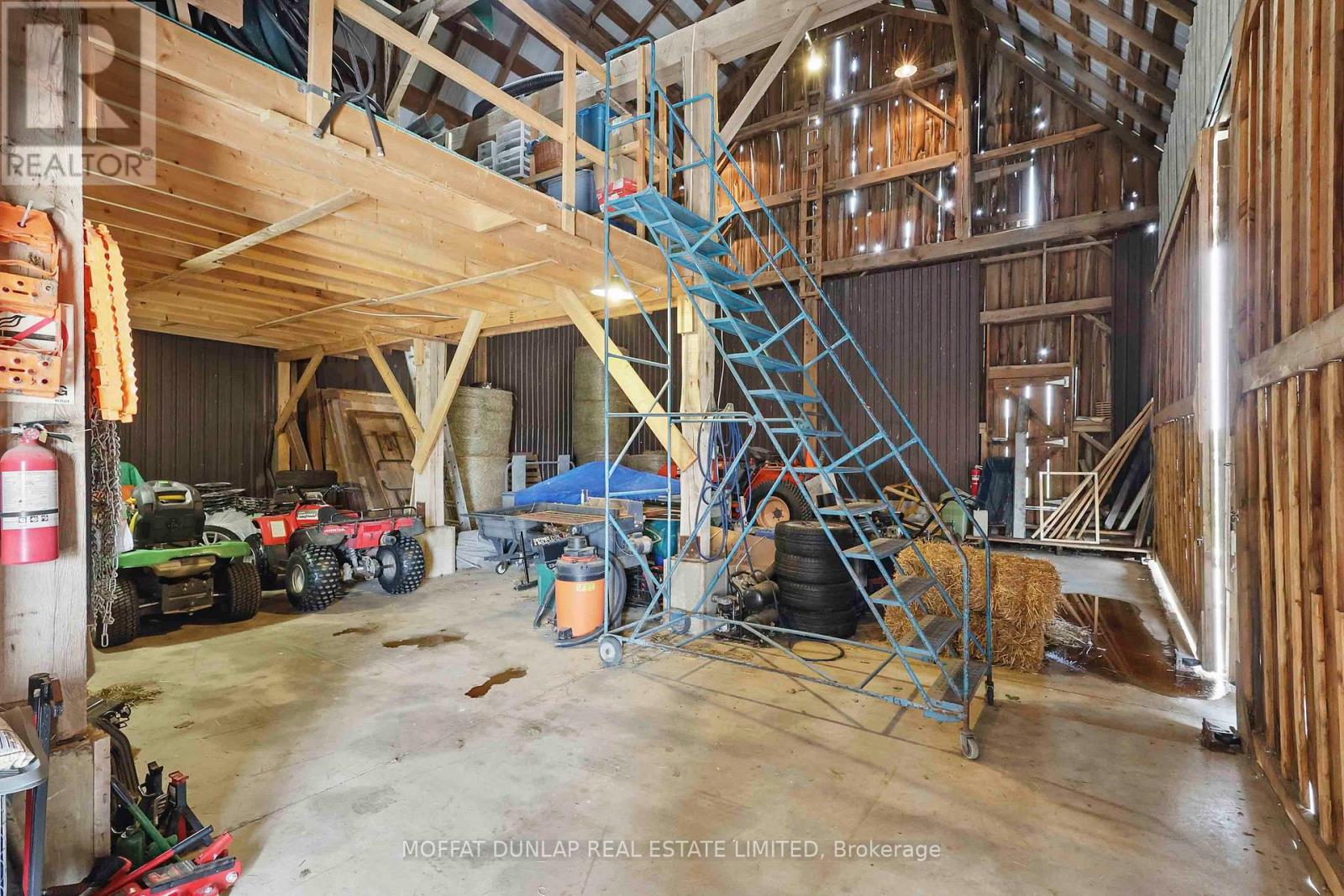 Photo 24 of 16473 Mount Pleasant Road, Caledon ON