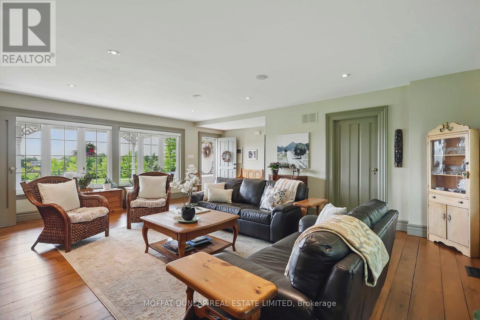 Photo 14 of 16473 Mount Pleasant Road, Caledon ON