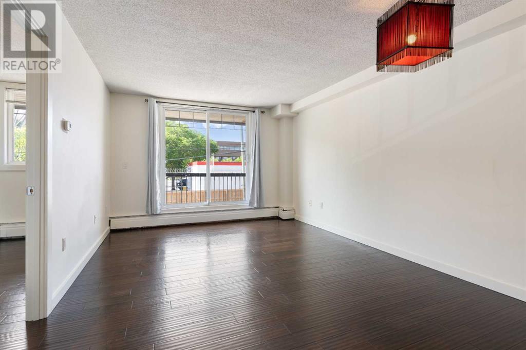 Single Family House for Sale in    Avenue NW Capitol Hill Calgary 