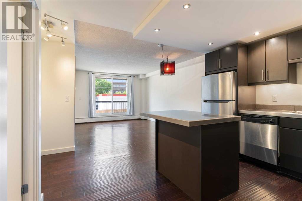 Single Family House for Sale in    Avenue NW Capitol Hill Calgary 