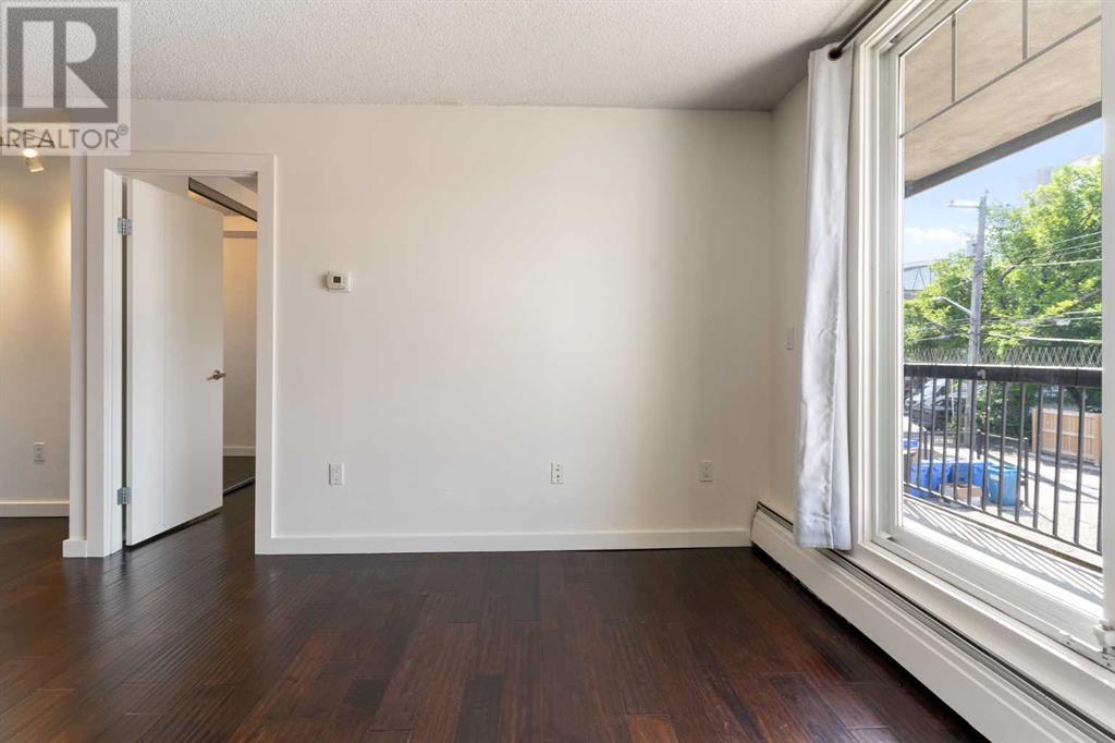 Single Family House for Sale in    Avenue NW Capitol Hill Calgary 
