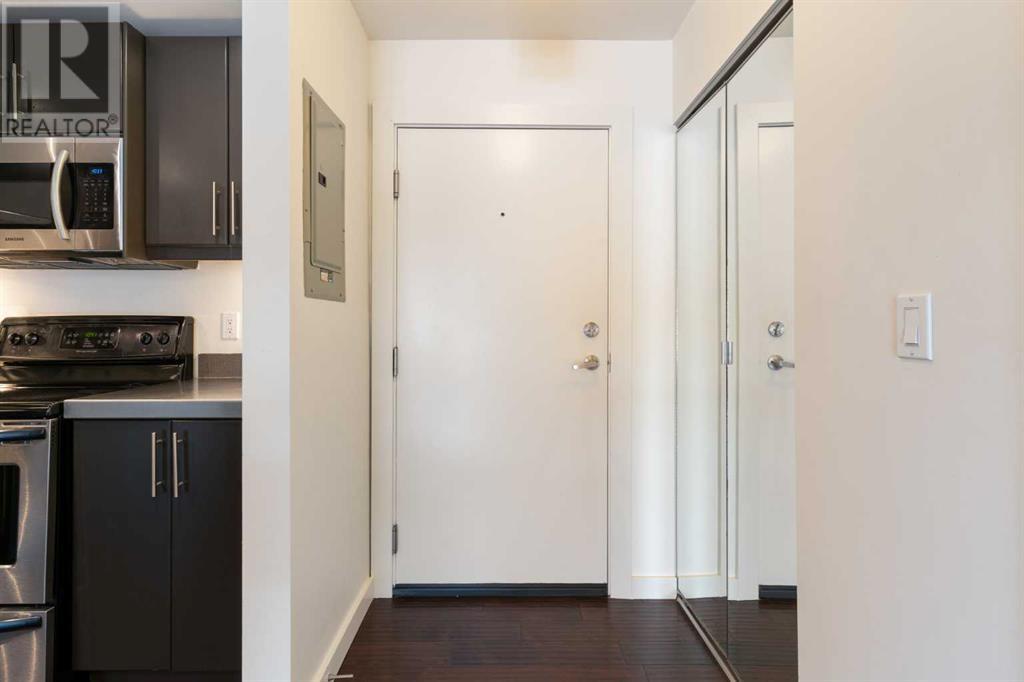 Single Family House for Sale in    Avenue NW Capitol Hill Calgary 