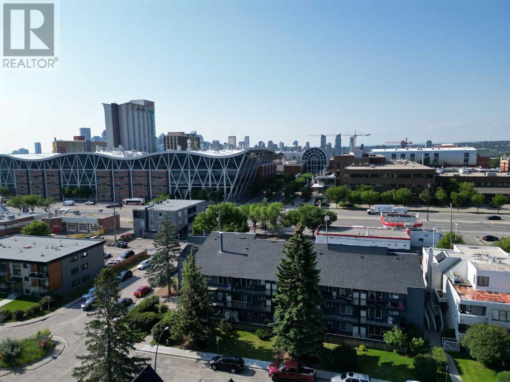 Single Family House for Sale in    Avenue NW Capitol Hill Calgary 