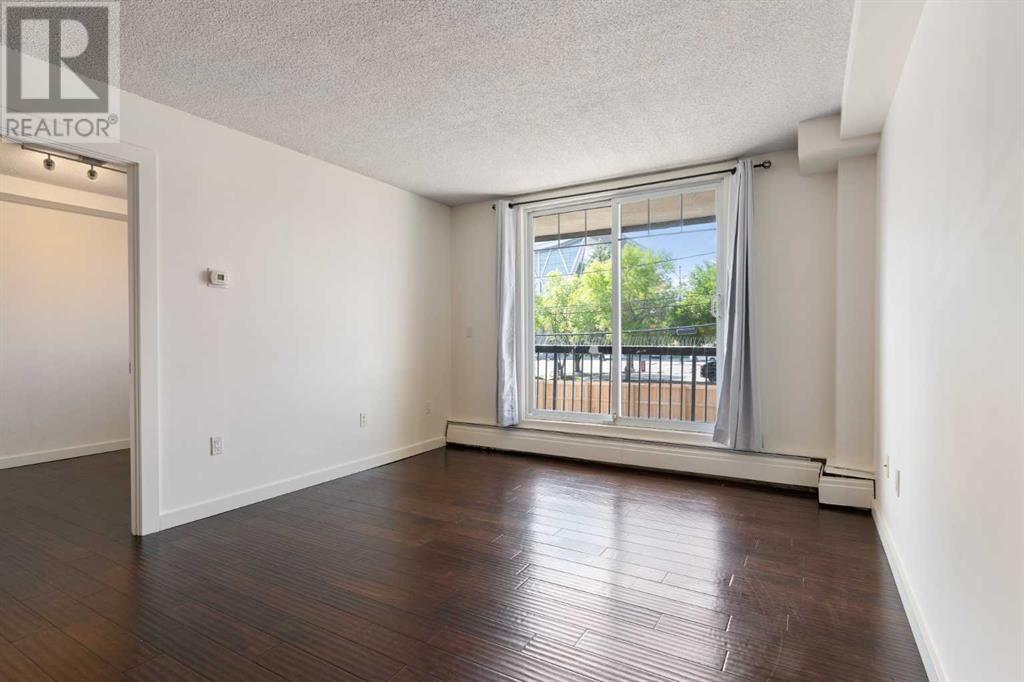 Single Family House for Sale in    Avenue NW Capitol Hill Calgary 