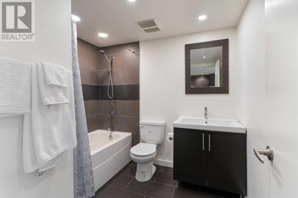 Single Family House for Sale in    Avenue NW Capitol Hill Calgary 