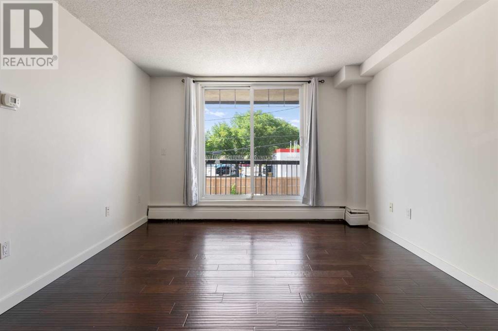 Single Family House for Sale in    Avenue NW Capitol Hill Calgary 