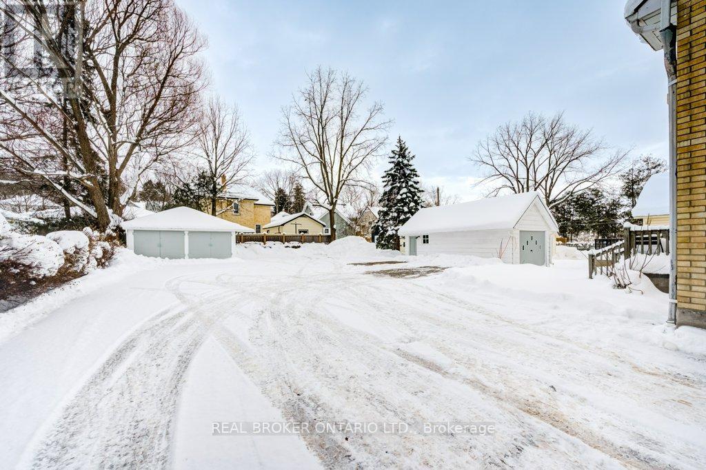 Photo 20 of 119 Water Street S, St Marys ON
