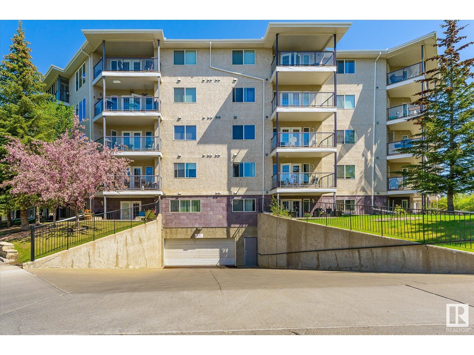 Photo 38 of 422 237 Youville Dr Nw Nw, Edmonton AB