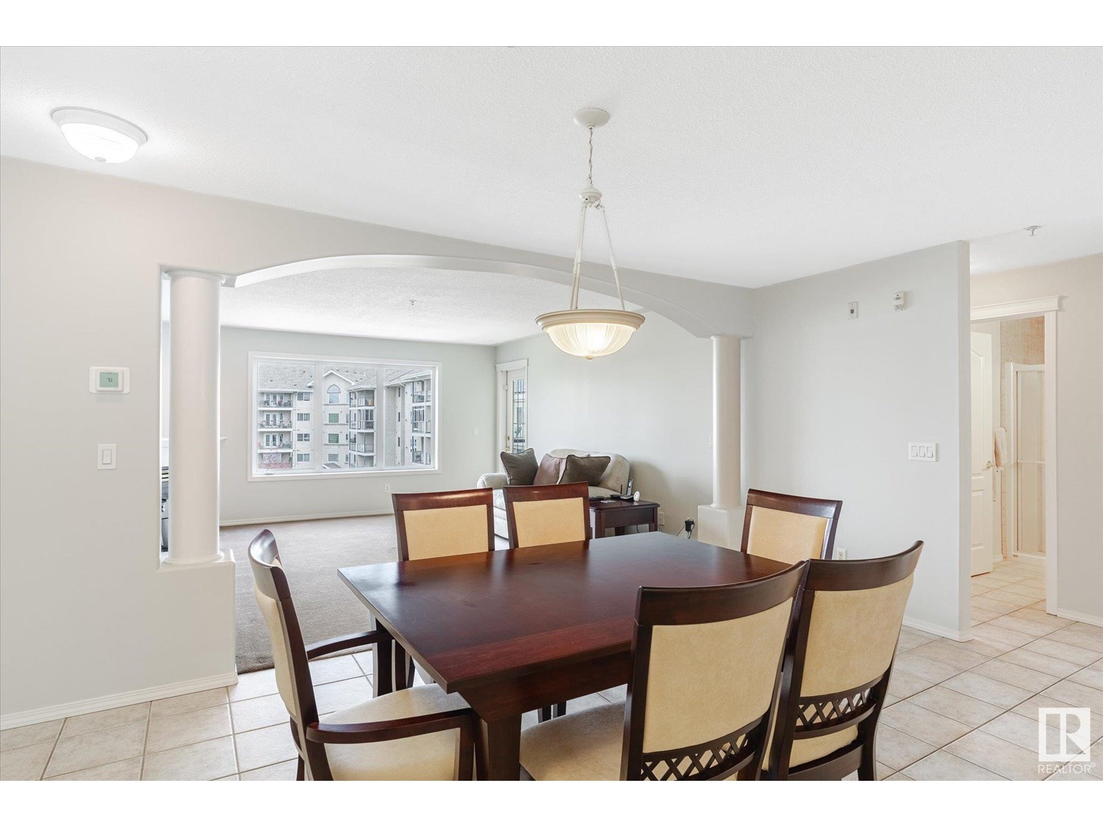 Photo 6 of 422 237 Youville Dr Nw Nw, Edmonton AB