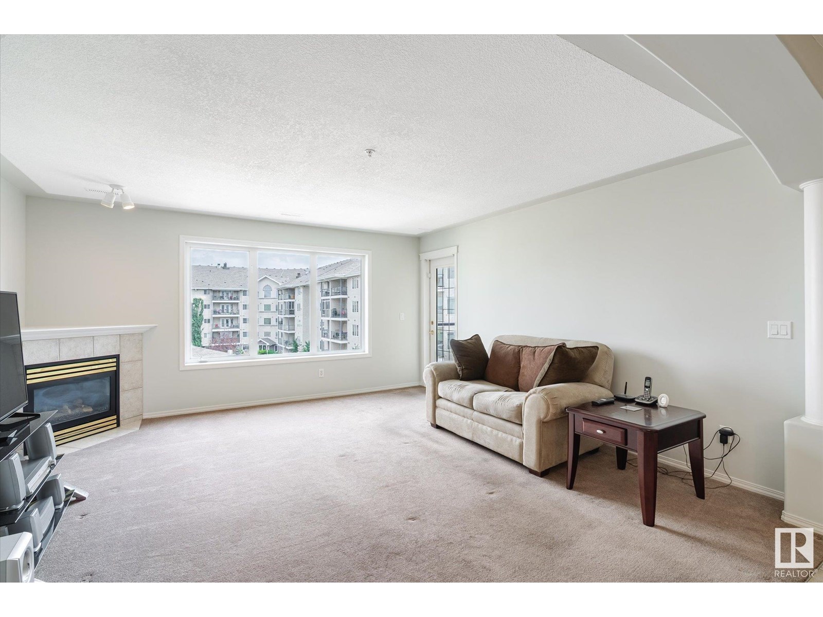 Photo 9 of 422 237 Youville Dr Nw Nw, Edmonton AB