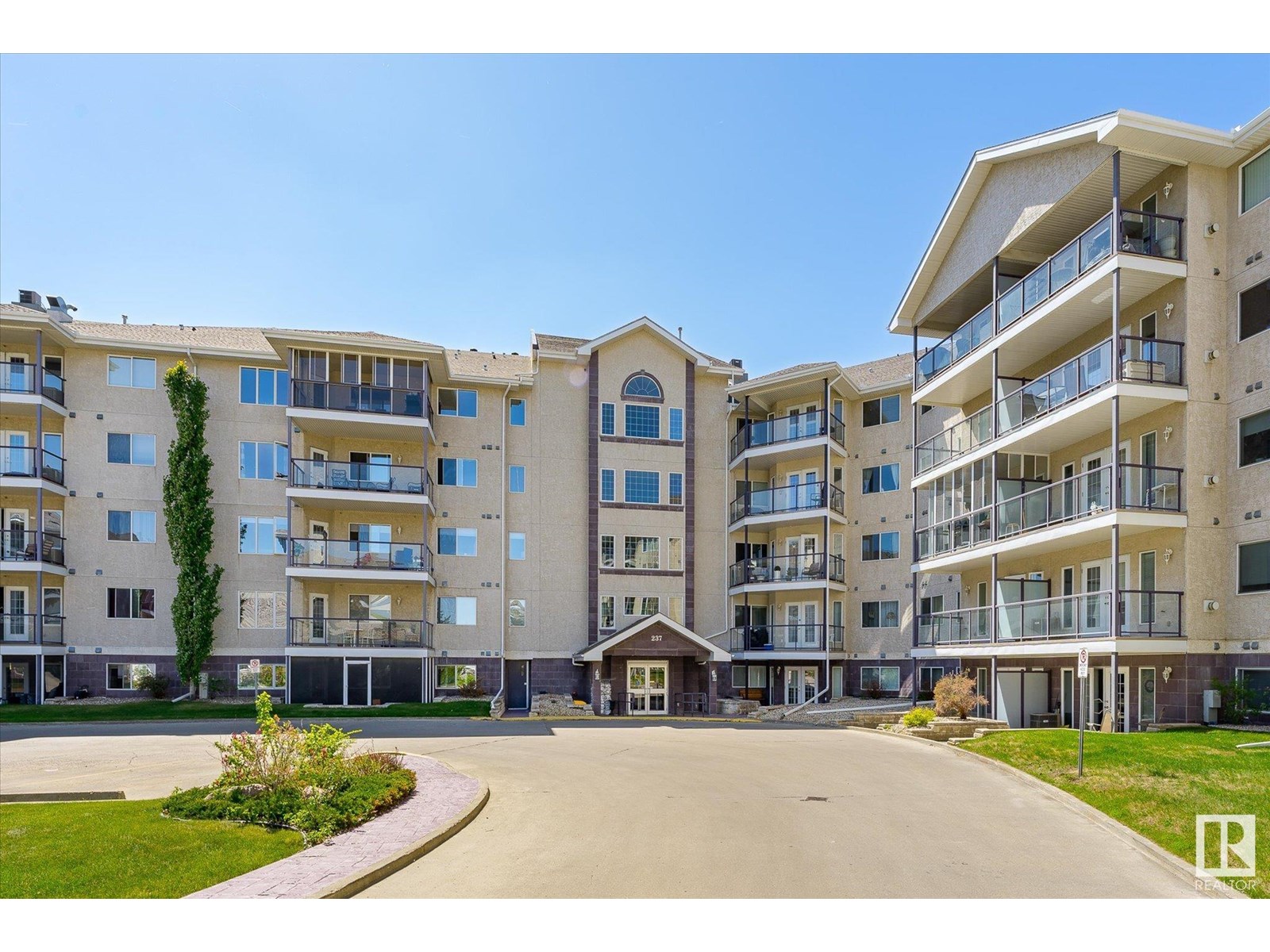 Photo 42 of 422 237 Youville Dr Nw Nw, Edmonton AB