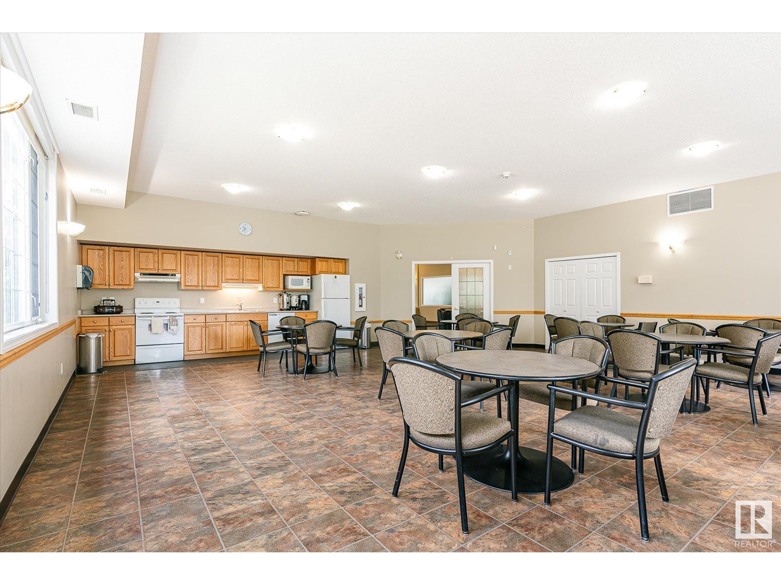 Photo 30 of 422 237 Youville Dr Nw Nw, Edmonton AB
