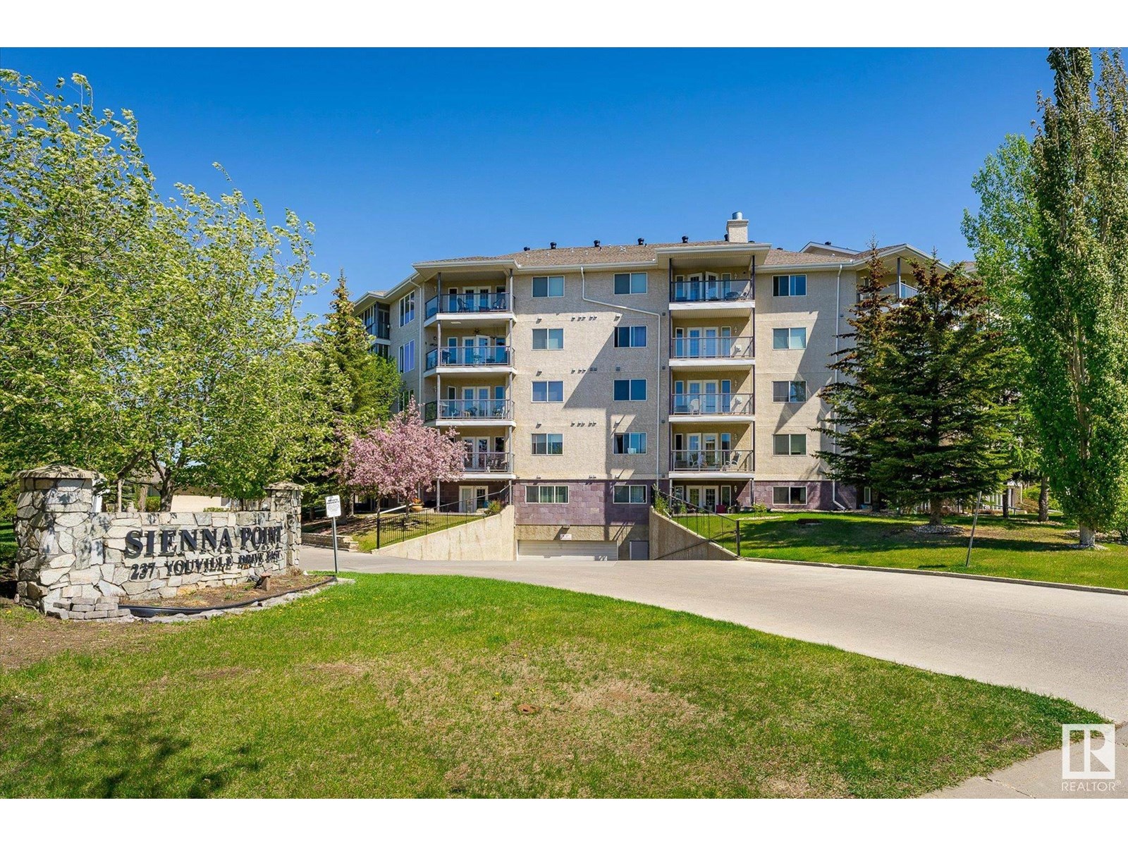 Photo 41 of 422 237 Youville Dr Nw Nw, Edmonton AB