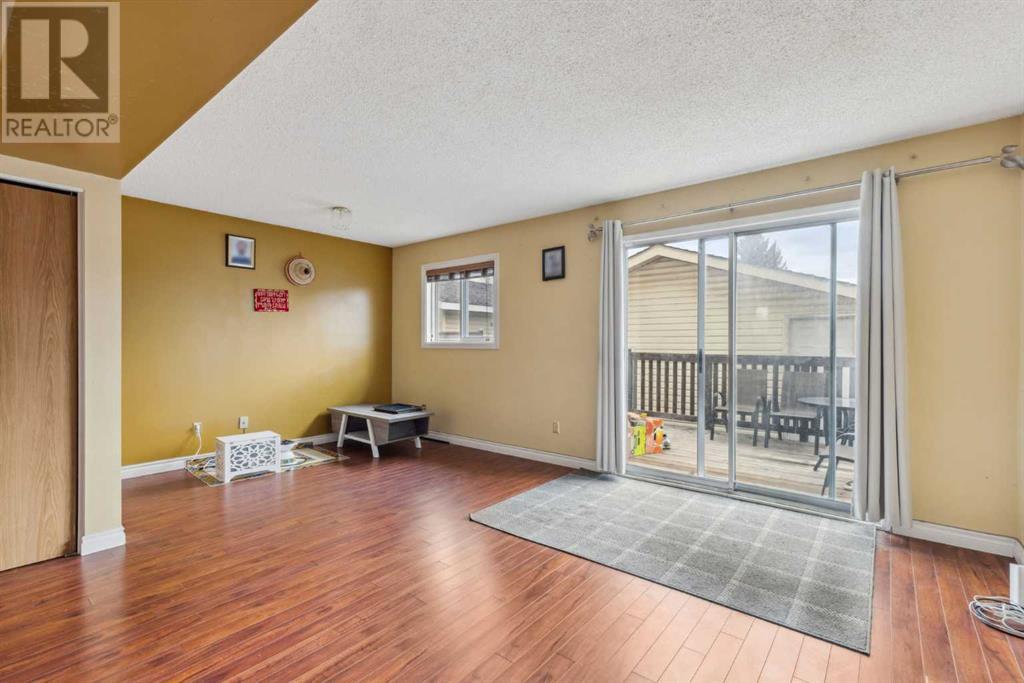 Single Family House for Sale in  Whitworth Way NE Whitehorn Calgary 