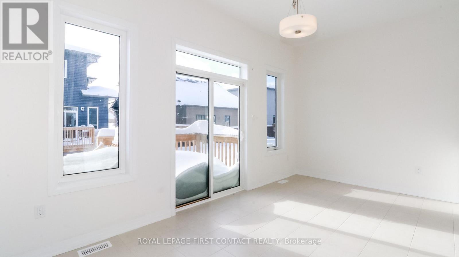 Photo 40 of 3778 Sunbank Crescent, Severn ON