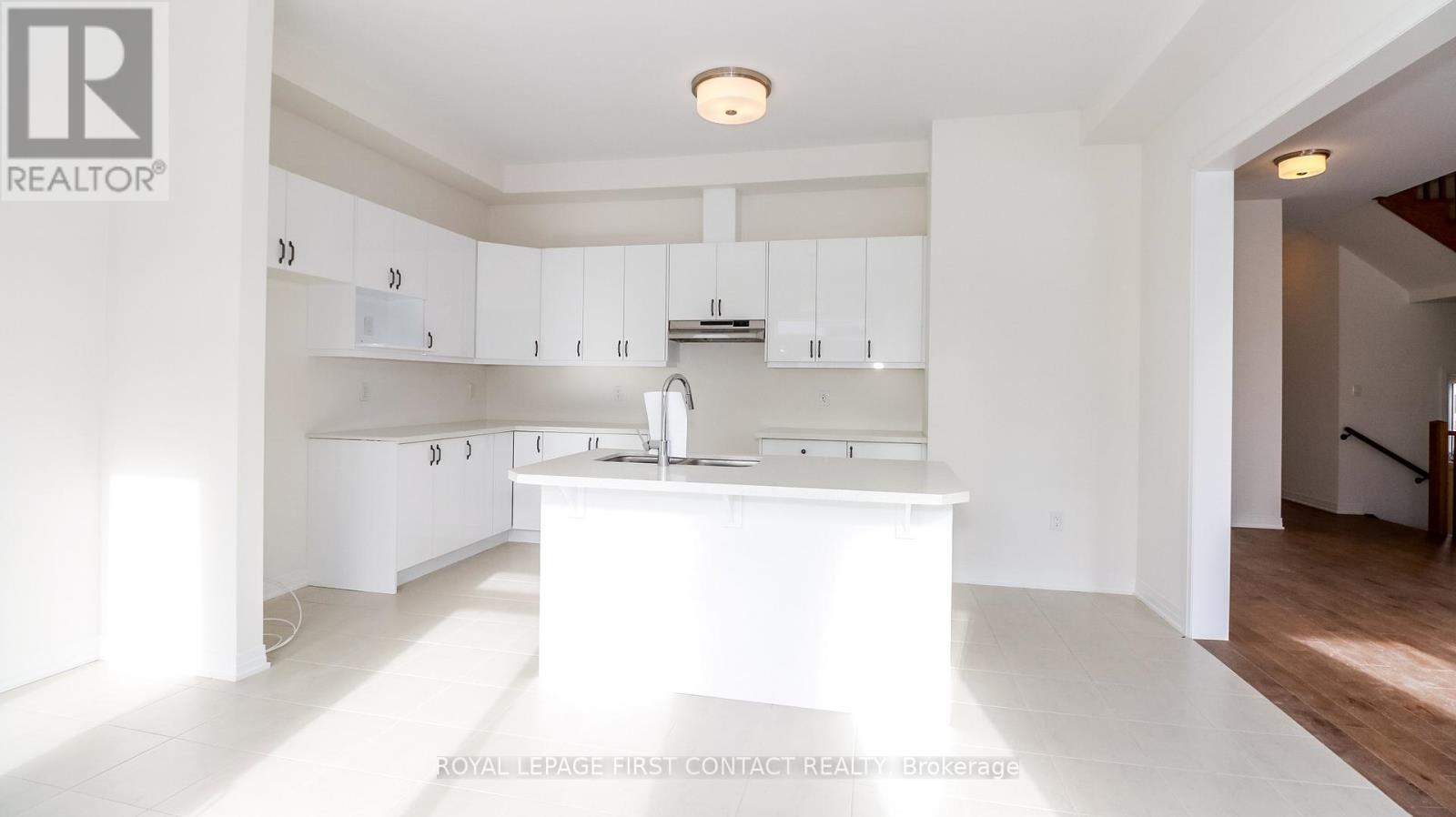 Photo 21 of 3778 Sunbank Crescent, Severn ON