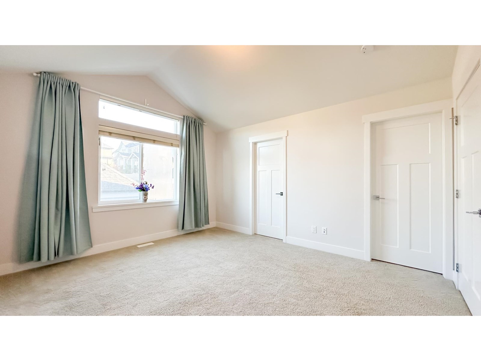 Photo 18 of 16529 21 Avenue, Surrey BC