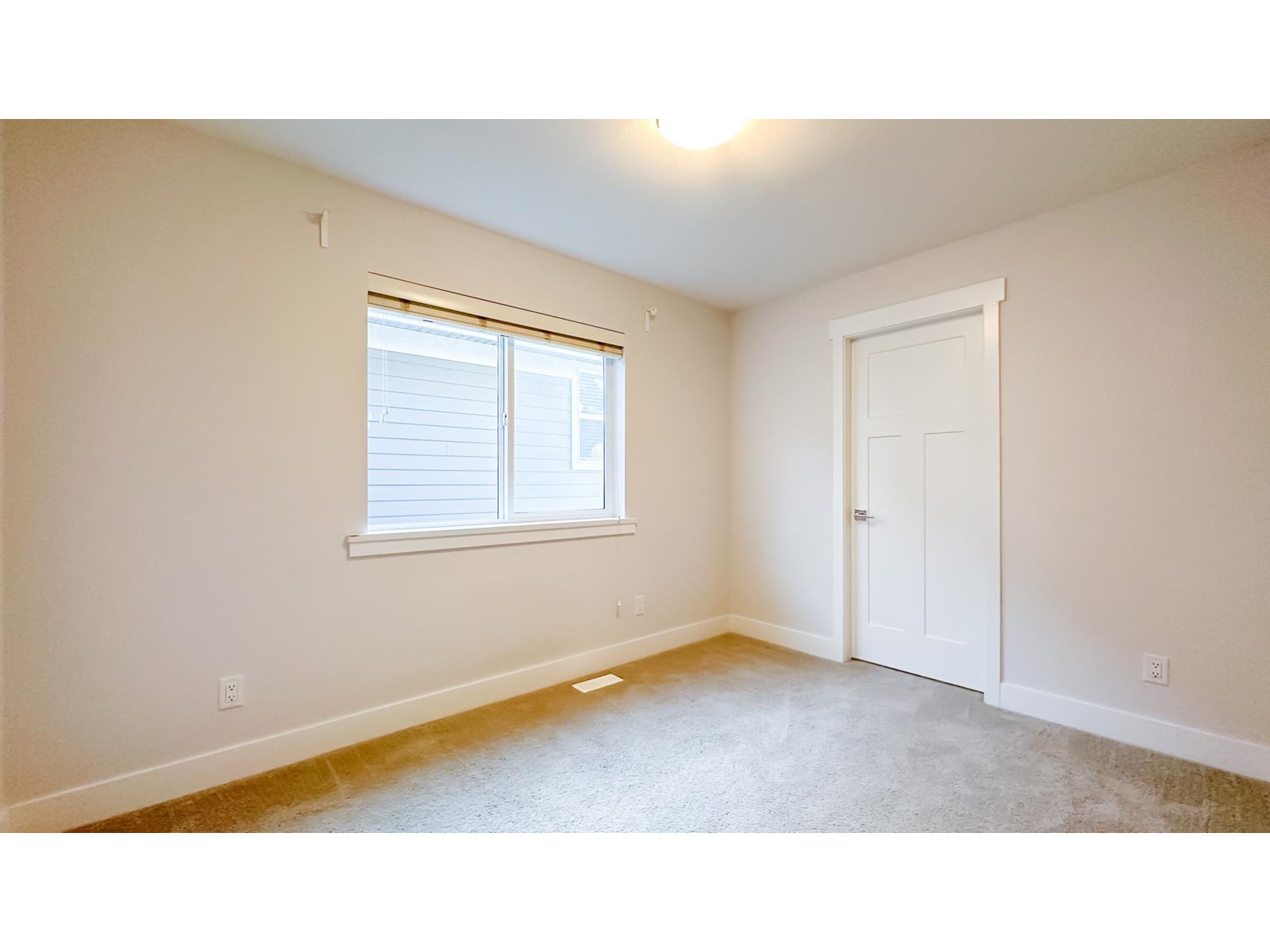 Photo 22 of 16529 21 Avenue, Surrey BC