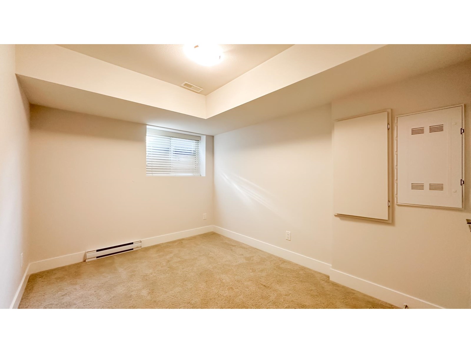 Photo 34 of 16529 21 Avenue, Surrey BC