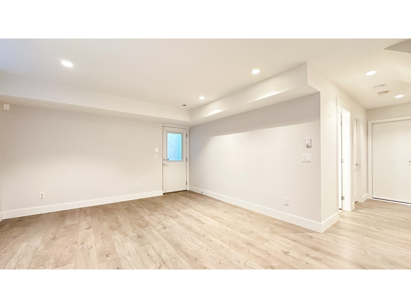 Photo 30 of 16529 21 Avenue, Surrey BC