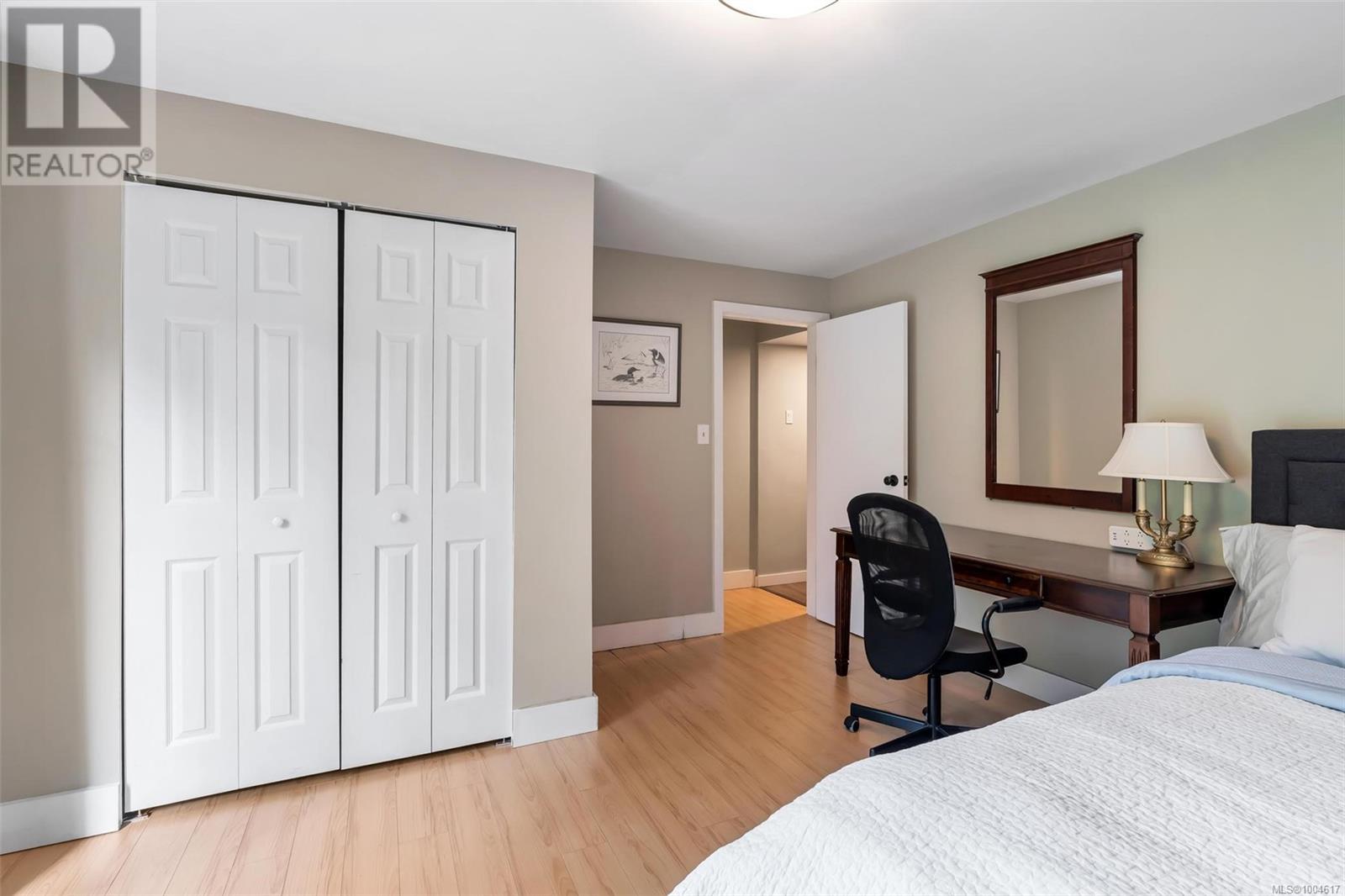 2901 Sea Point Dr, Saanich
